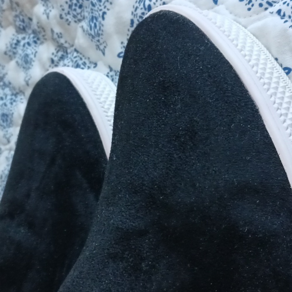 Booties? - Picture 2 of 4